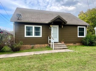 106 Underwood Dr, Hopkinsville, KY 42240