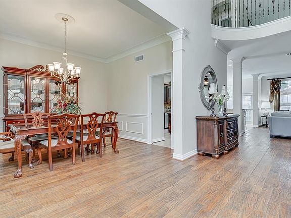 5th image of 3212 Shadow Wood Cir