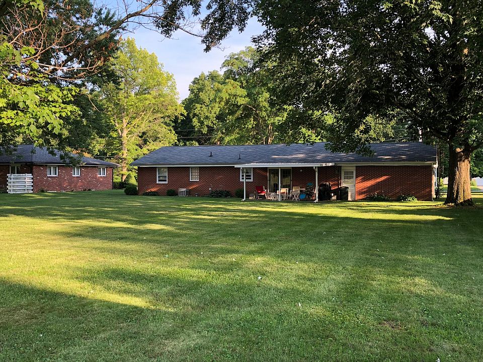2nd image of 9016 W Lone Beech Dr