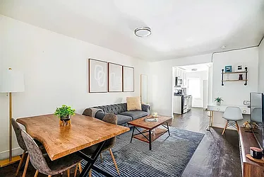 359 West 39th Street, #4