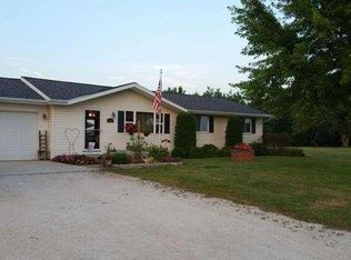 310 Sunset Vw, Manitowoc, WI 54220