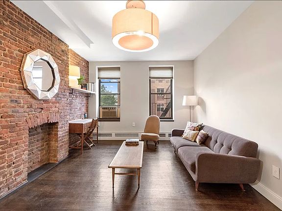 3rd image of 216 E 7th St APT 7