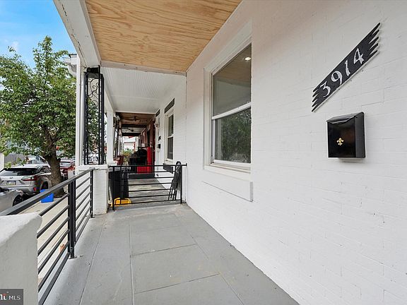 2nd image of 3914 N Delhi St