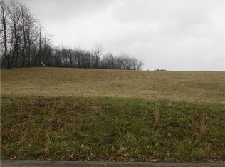 1054 Valley View Dr, Scottdale, PA 15683