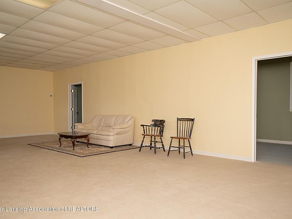 4th image of 127 N Saint Johns St