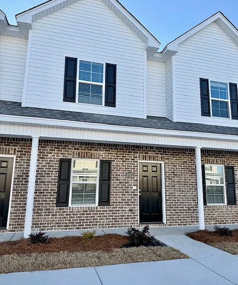 1421 Alligator Rd — Photo 2