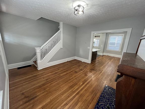 2nd image of 338 14th Ave #338