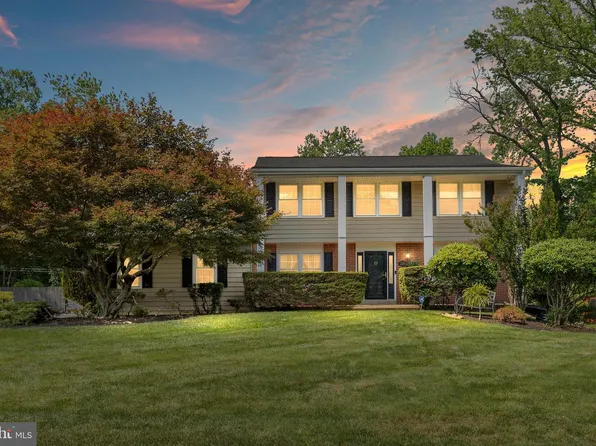 2324 Kennwynn Rd, Wilmington, DE 19810