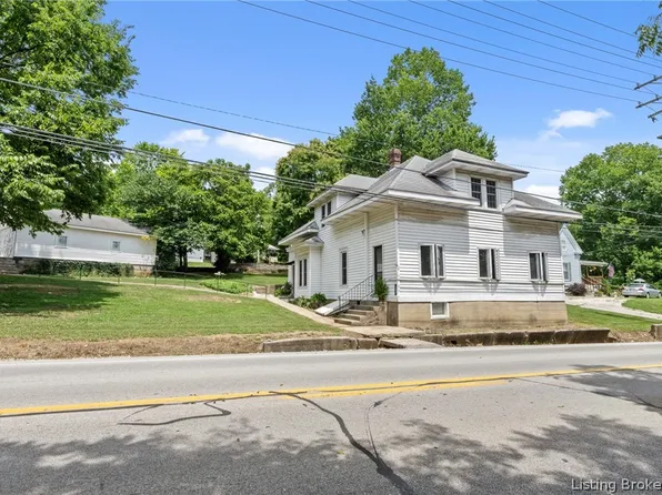 588 SE Main Street, Paoli, IN 47454