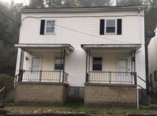 196 & 198 Pierce St, Wheeling, WV 26003