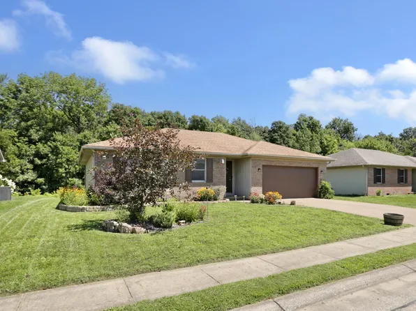 6188 Yosemite Dr, Newburgh, IN 47630