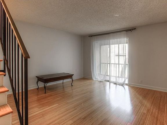 4th image of 14422 Reuter Strasse Cir #111