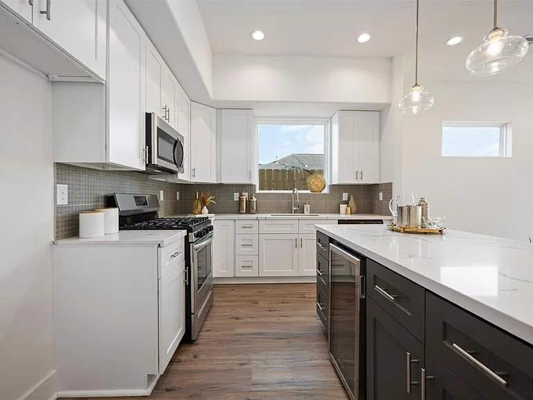 3504 Caplin St #B — Photo 7