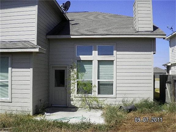 5th image of 21130 Escala Dr
