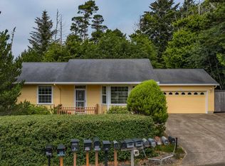 15 Pacific St, Depoe Bay, OR