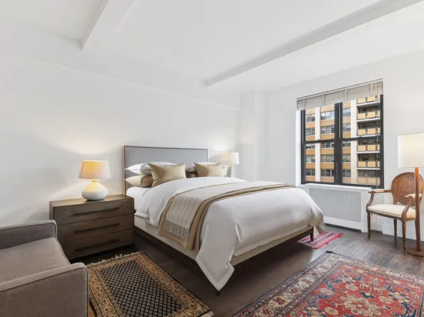 12 West 72nd Street image 5 of 6