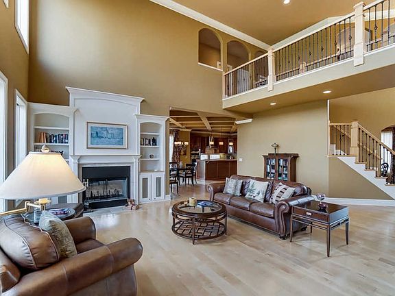 5th image of 5130 Emerald View Dr