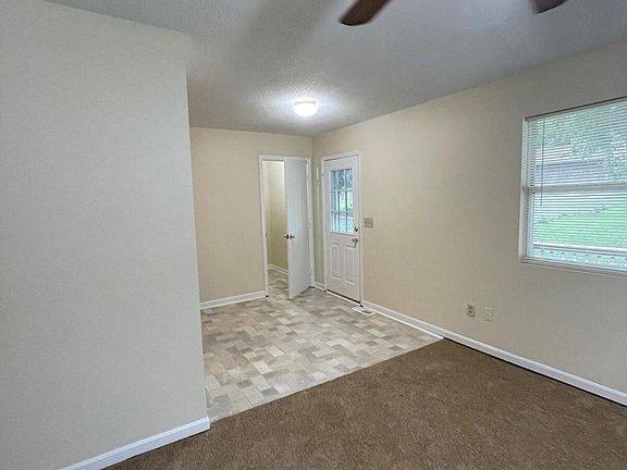 2nd image of 123 Gormley Dr