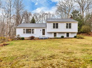 100 Warpas Rd, Madison, CT 06443