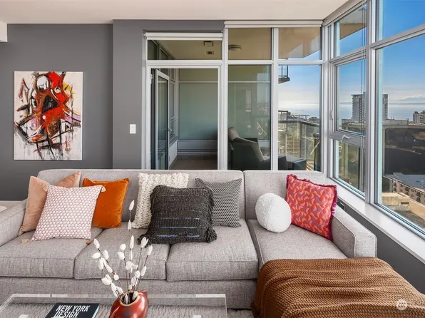 588 Bell Street #2108, Seattle, WA 98121