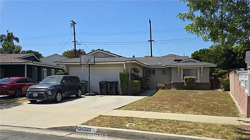 24223 Ambassador Pl Photo 1