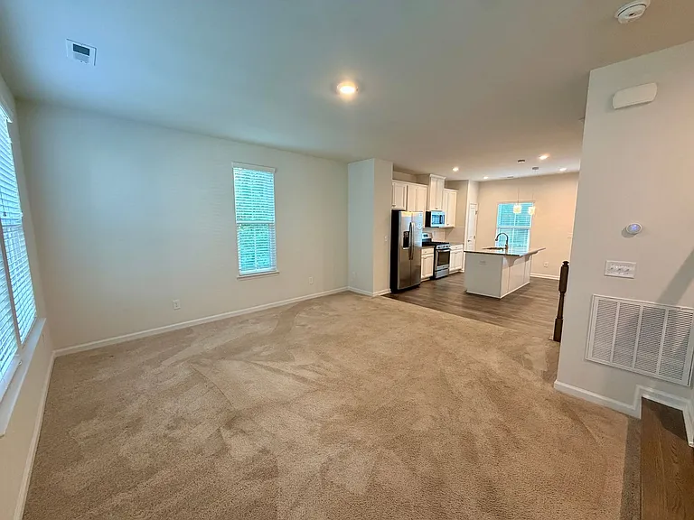 1214 Ashbury St — Photo 18