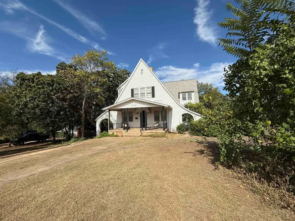 408 Cleveland St, Pawnee, OK 74058