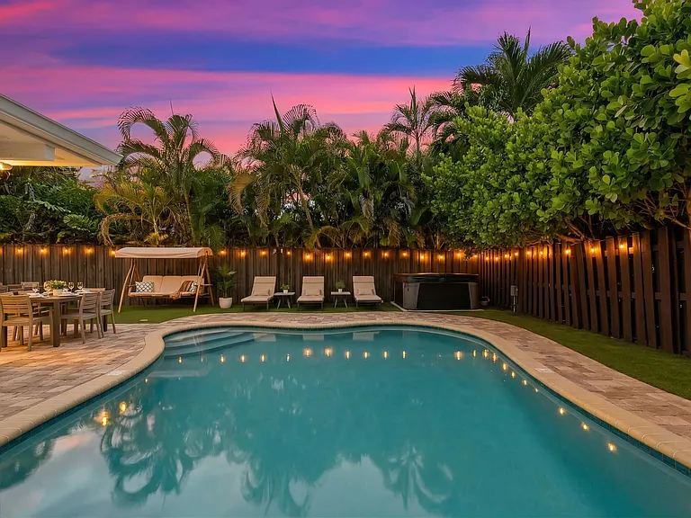 1217 Seabreeze Blvd — Photo 47