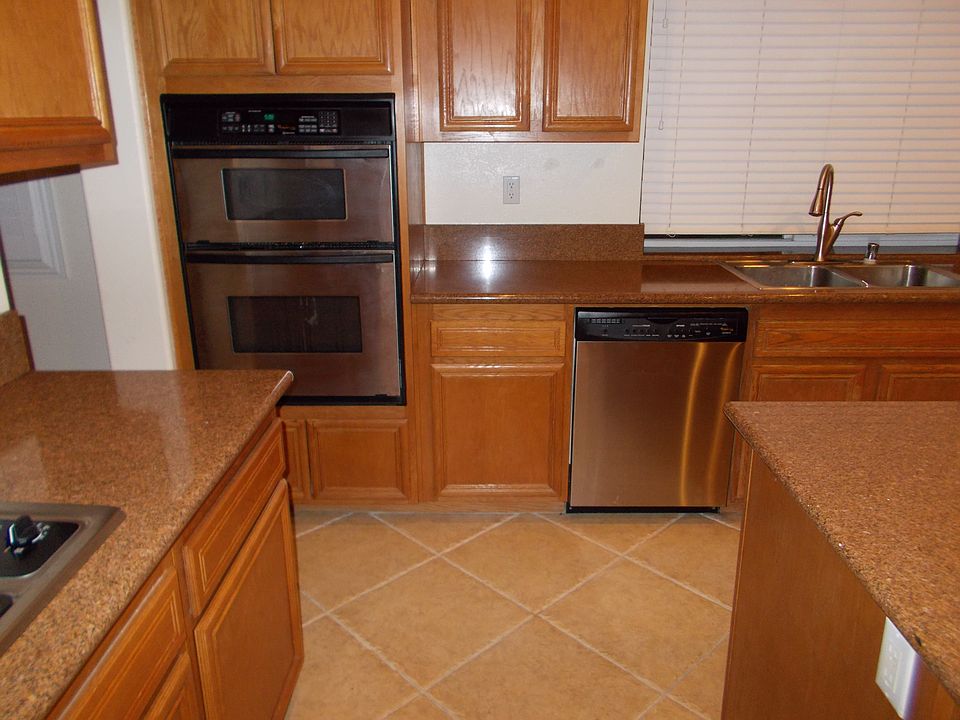 1st image of 42370 Westar Ct