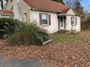 105 W Clearview Dr, Coatesville, PA 19320
