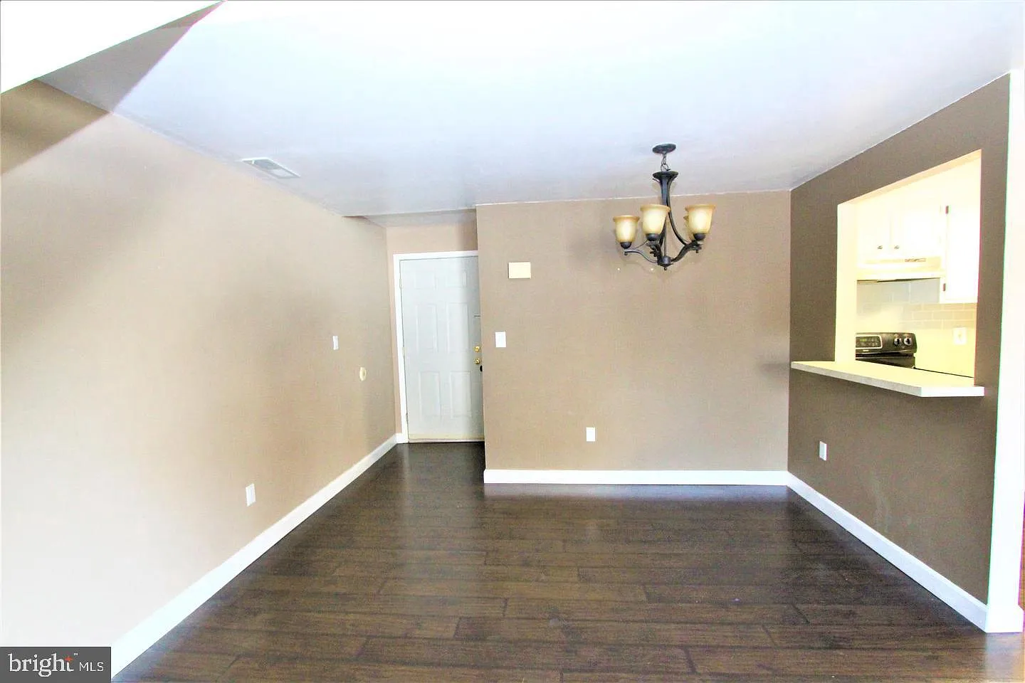 2 bed, 2.0 bath, 1152 sqft, $2,400 — Photo 4