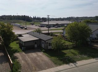 10013 E 95th Ave, Mackenzie County, AB T0H 2H0
