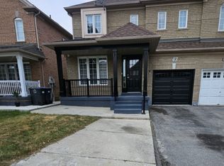 43 Saintsbury Cres, Brampton, ON L6R 2V9