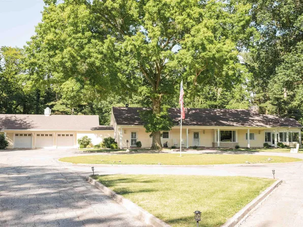 2600 Hastye Hl, Logansport, IN 46947