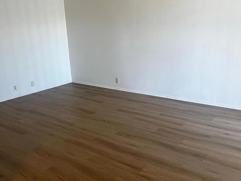 1132 E Meta St #5 — Photo 8