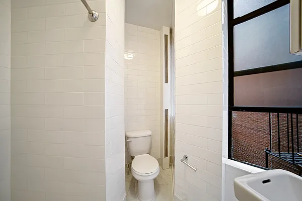 Rented by Bond New York | media 14