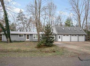 3243 N Lakeside Dr, Sanford, MI 48657
