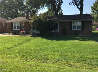 1333 E 6th St, Centralia, IL 62801
