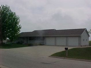 102 Eagle Dr, Mc Gregor, IA 52157