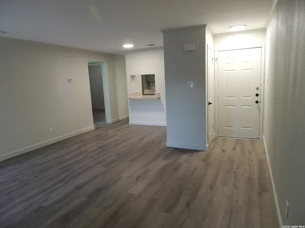4212 MEDICAL DR #202, San Antonio, TX 78229