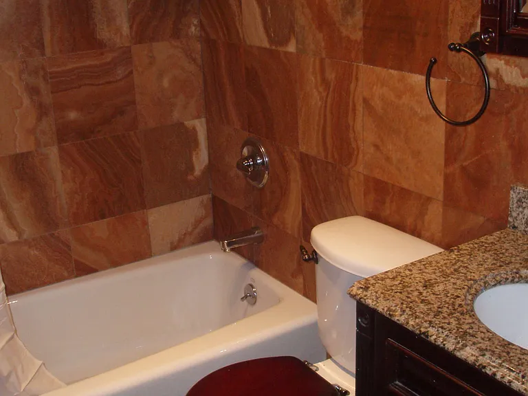 222 Eckford St #2 — Photo 9