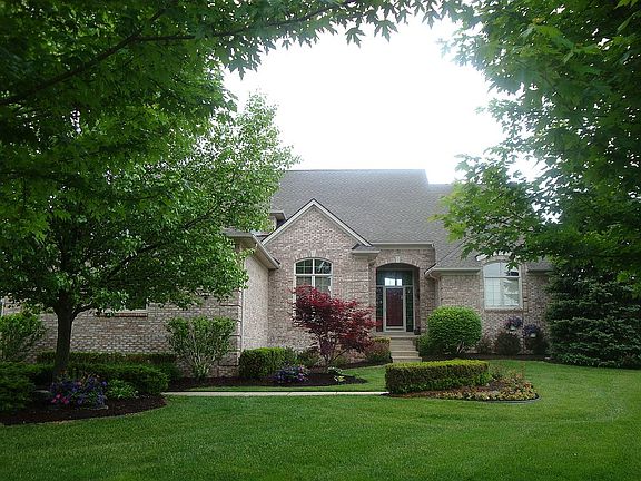 2nd image of 50042 Tottenham Ct #18