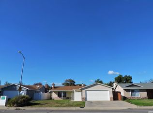 1300 D St, Oakdale, CA