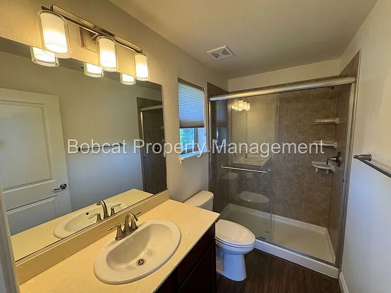 1226 Saltern Dr — Photo 16