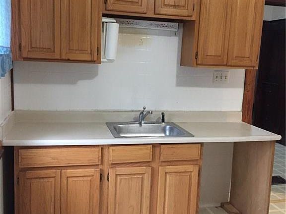 2nd image of 20 Hilldale Ave