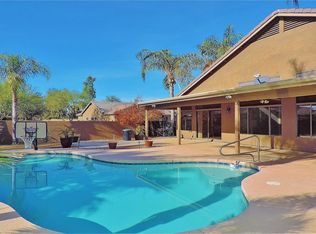 1002 S Western Skies Dr, Gilbert, AZ 85296