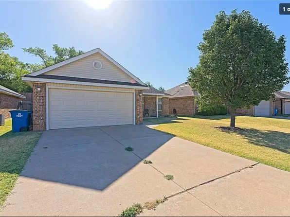2114 Bradford Cir, Newcastle, OK 73065