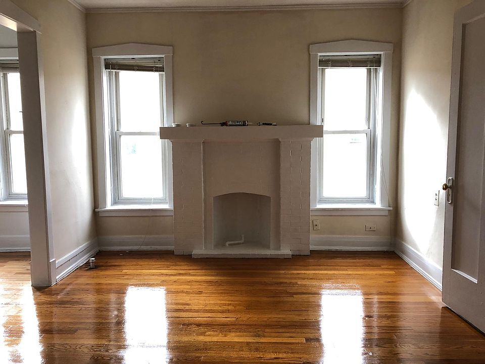 1st image of 6530 N Lakewood Ave #653811