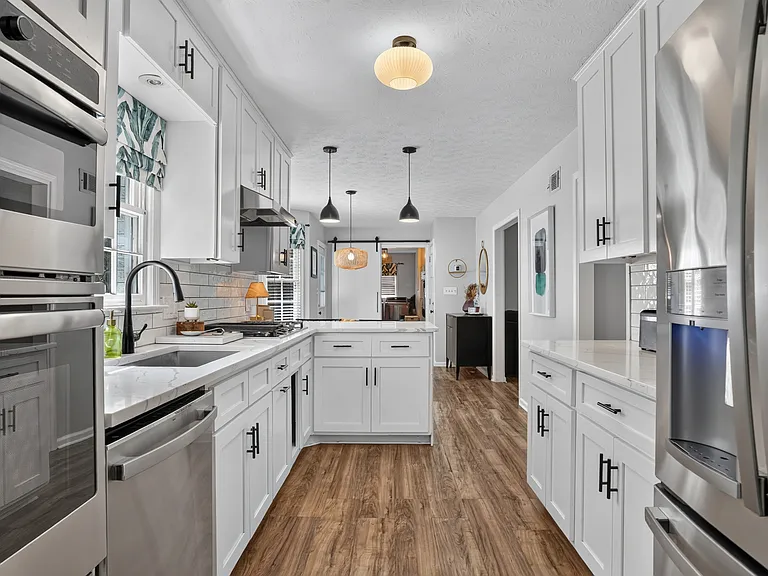 4752 Village North Ct — Photo 10