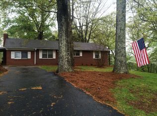 1946 Swaim Rd, Winston Salem, NC 27127